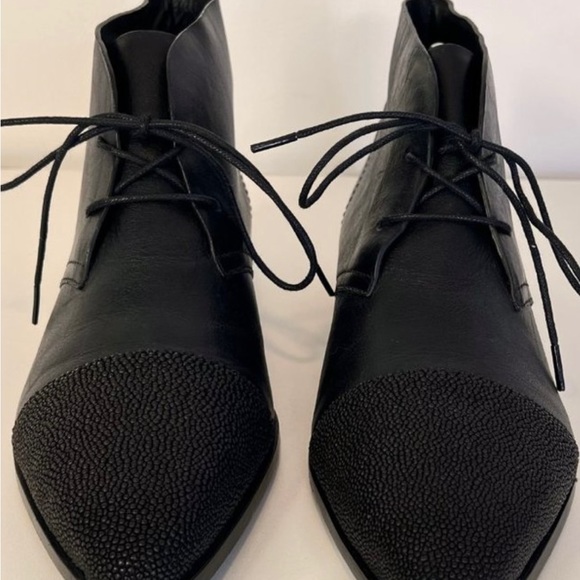 Alexander Wang Black Leather Chukka Boots with Textured Pointed Toe 7-7.5 - Picture 5 of 9